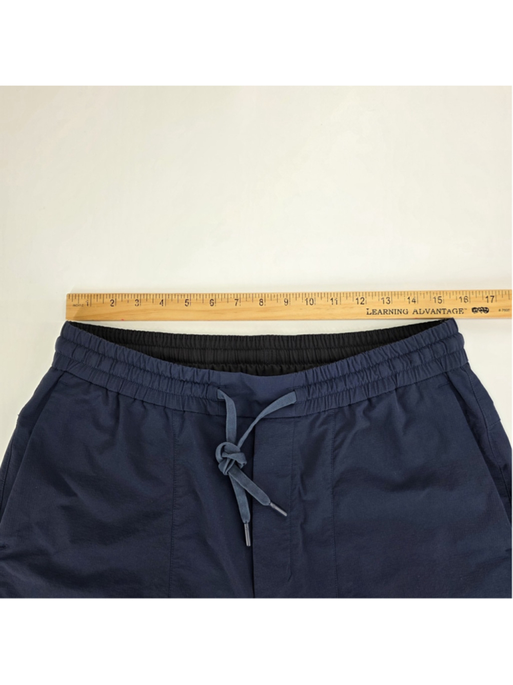 Athleisure Lululemon Bowline Shorts Men L Navy Ripstop Training Casual - Picture 6 of 10